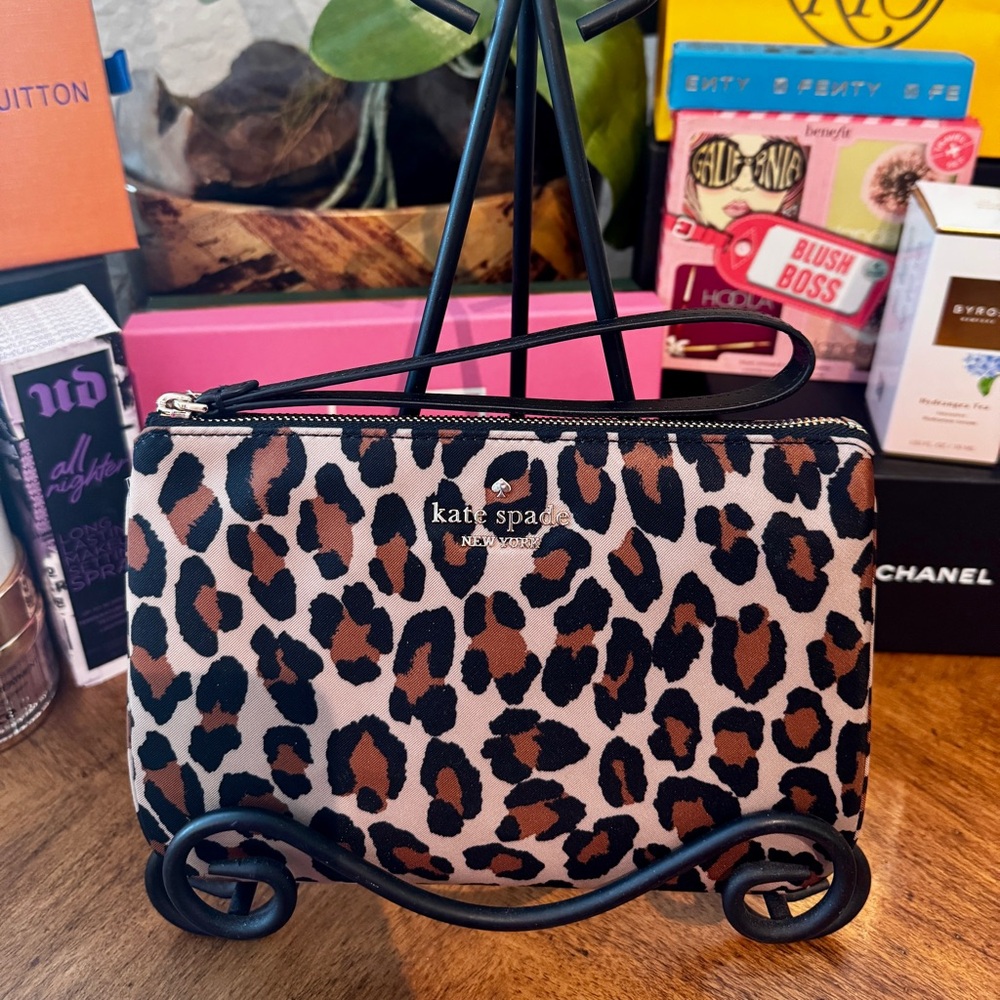 Kate Spade Staci Spotted Animal Medium L-Zip Wristlet